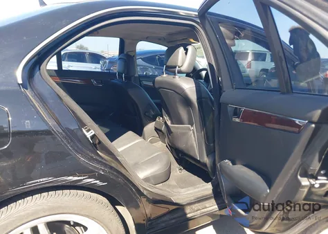 2008 Mercedes-Benz C 300 Luxury 4Matic/Sport 4Matic из США, поврежденный, VIN WDDGF81X08F191537